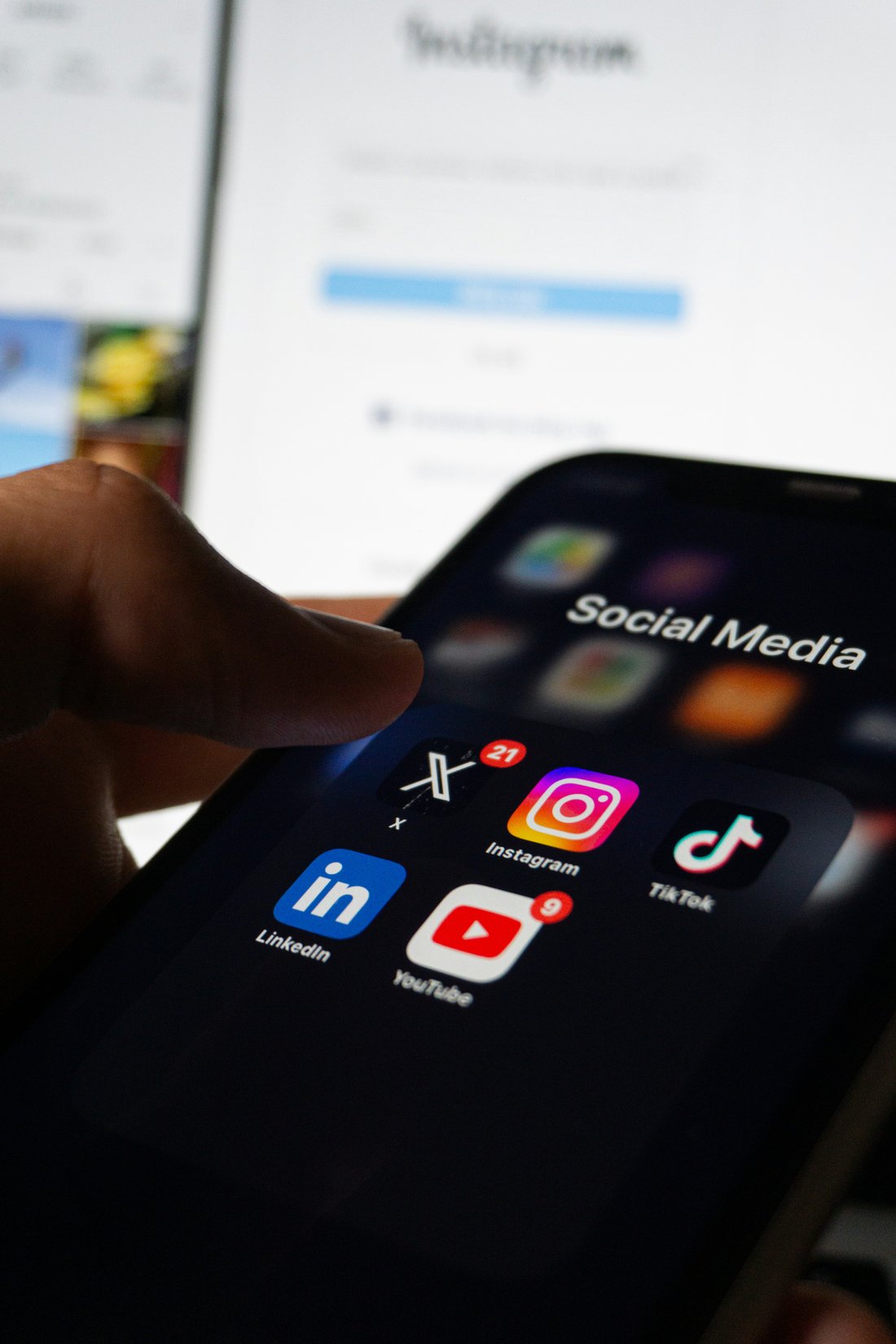 Social Media Recruiting