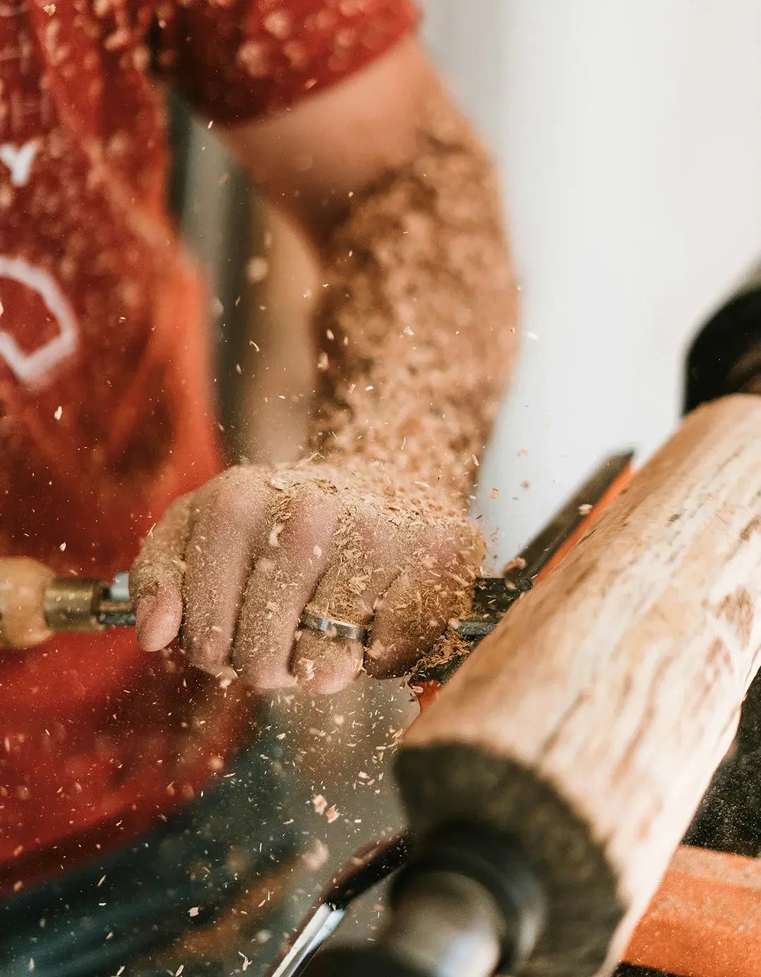 austin-ramsey-rbi4q0-b-8g-unsplash 1